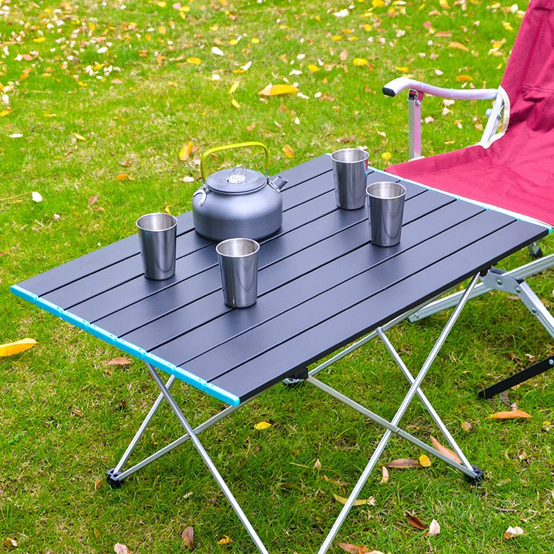 ULTRALIGHT CAMP TABLE WITH CARRYING BAG